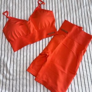 Oh Polly x Bo+Tee Workout set / Orange